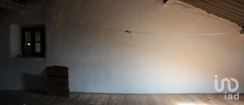 Moradia T2 em Amoreira de 170 m²