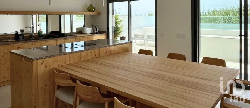 Moradia T3 em Moncarapacho e Fuseta de 192 m²