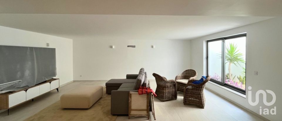 Moradia T3 em Moncarapacho e Fuseta de 192 m²