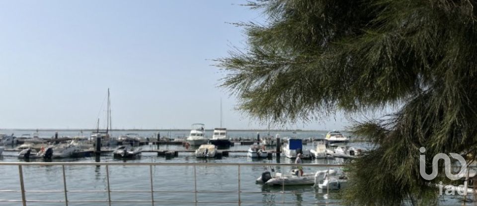 Moradia T3 em Moncarapacho e Fuseta de 192 m²