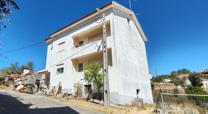 Maison T6 à Proença-a-Nova e Peral de 69 m²