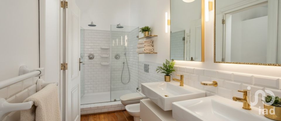 Apartment T4 in Santa Maria Maior of 286 m²