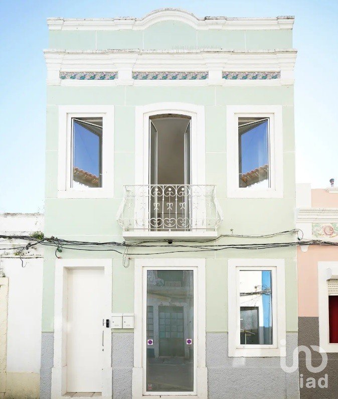 Bâtiment à Setúbal (São Julião, Nossa Senhora da Anunciada e Santa Maria da Graça) de 104 m²