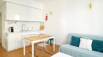 Block of flats in Setúbal (São Julião, Nossa Senhora da Anunciada e Santa Maria da Graça) of 104 m²