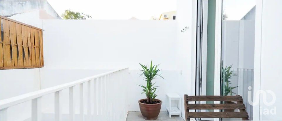 Bâtiment à Setúbal (São Julião, Nossa Senhora da Anunciada e Santa Maria da Graça) de 104 m²