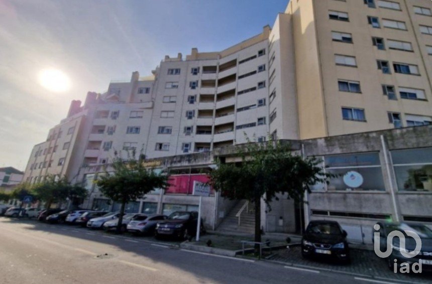 Boutique/Local commercial à Fânzeres e São Pedro da Cova de 27 m²