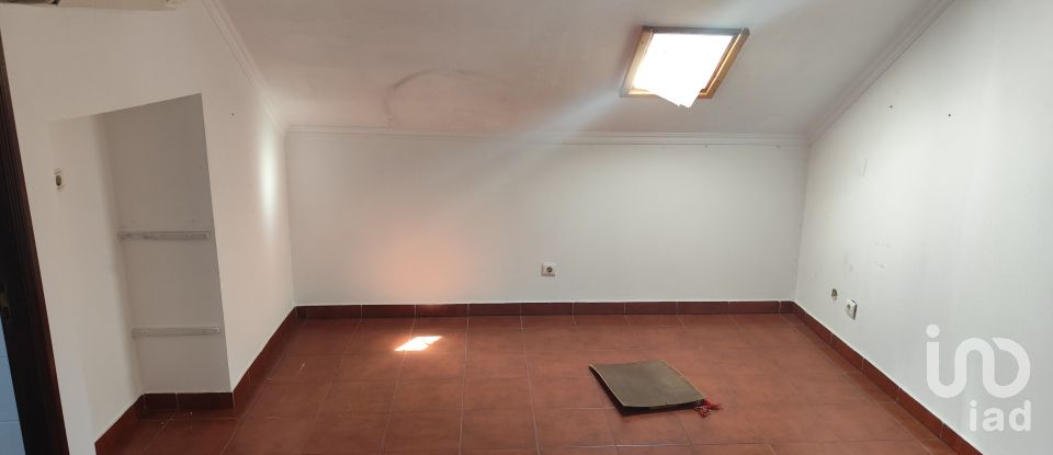 House T2 in Gavião e Atalaia of 153 m²