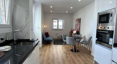 Apartment T3 in Benfica of 89 m²