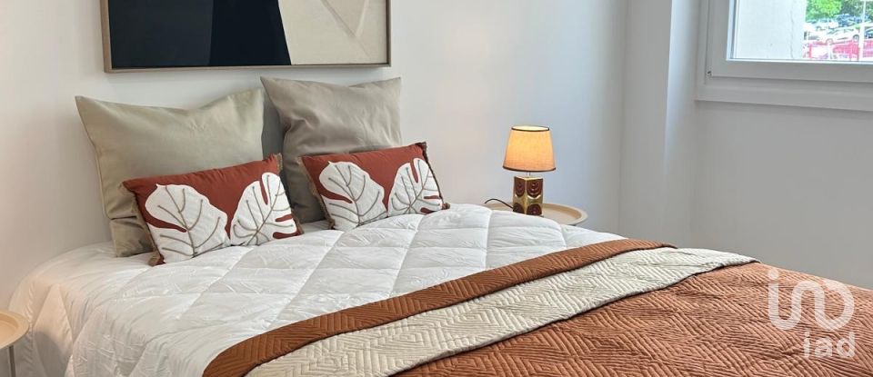 Apartment T3 in Benfica of 89 m²