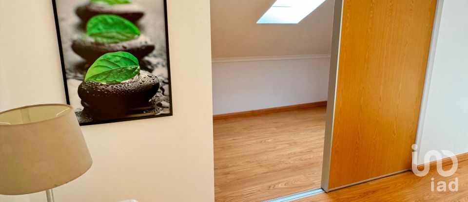 Casa T4 em A dos Cunhados e Maceira de 284 m²