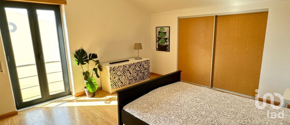 Casa T4 em A dos Cunhados e Maceira de 284 m²