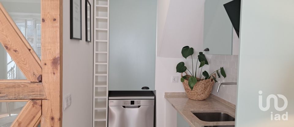 Apartment T0 in Santa Maria Maior of 36 m²