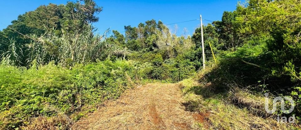 Terreno rústico em Santana de 2 370 m²
