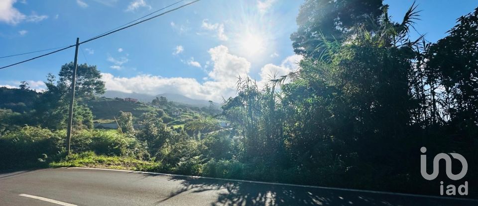 Terreno rústico em Santana de 2 370 m²