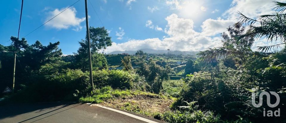 Terreno rústico em Santana de 2 370 m²