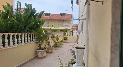 Appartement T3 à Carcavelos e Parede de 131 m²