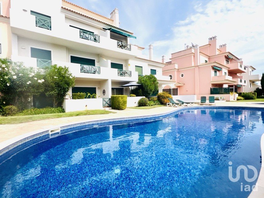 Apartment T2 in Albufeira e Olhos de Água of 96 m²