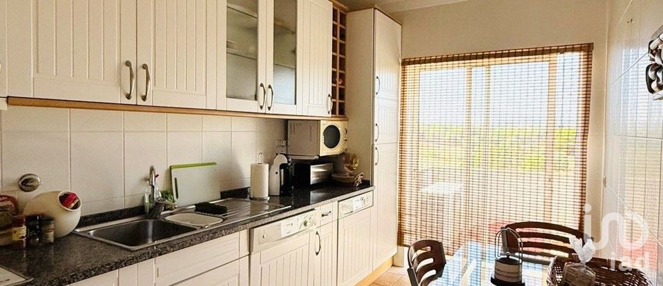 Apartment T2 in Albufeira e Olhos de Água of 96 m²