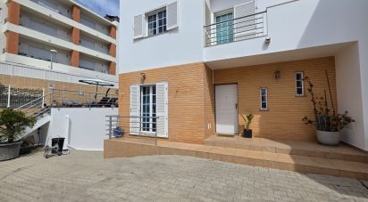 Maison T3 à Albufeira e Olhos de Água de 244 m²
