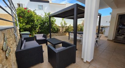 House T3 in Albufeira e Olhos de Água of 244 m²