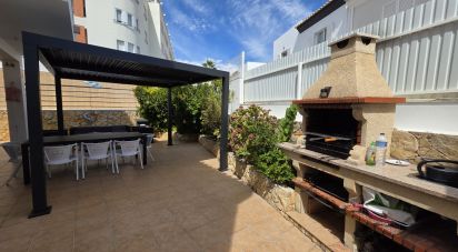 House T3 in Albufeira e Olhos de Água of 244 m²