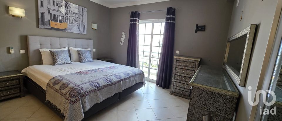 Maison T3 à Albufeira e Olhos de Água de 244 m²