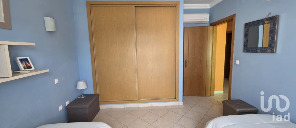 Maison T3 à Albufeira e Olhos de Água de 244 m²