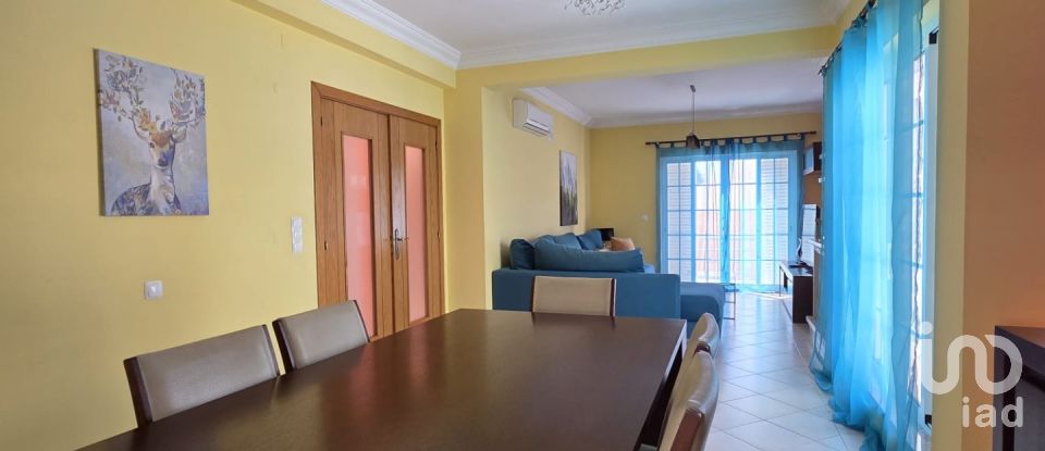 Maison T3 à Albufeira e Olhos de Água de 244 m²