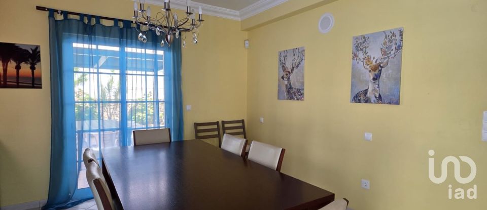 Maison T3 à Albufeira e Olhos de Água de 244 m²