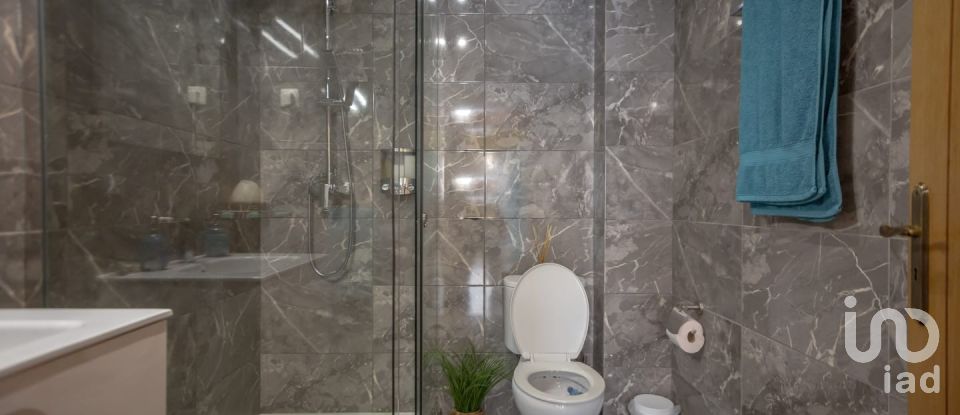 Maison T3 à Albufeira e Olhos de Água de 244 m²