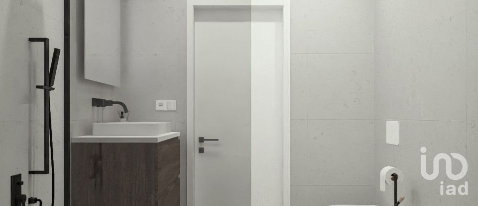 Apartment T2 in Palmeira de Faro e Curvos of 94 m²