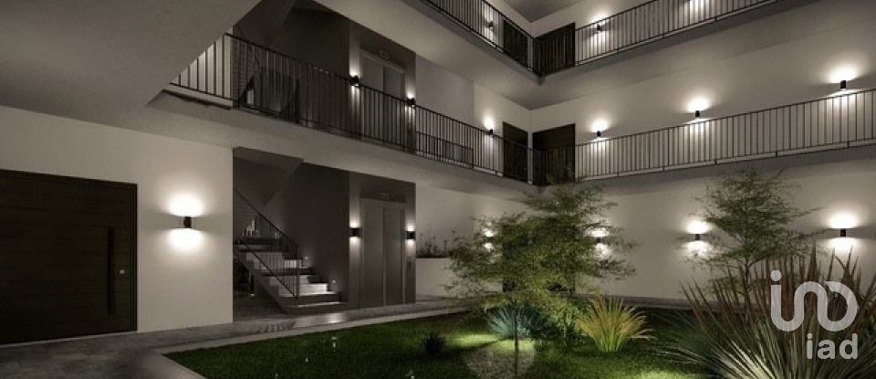 Apartment T1 in Palmeira de Faro e Curvos of 59 m²