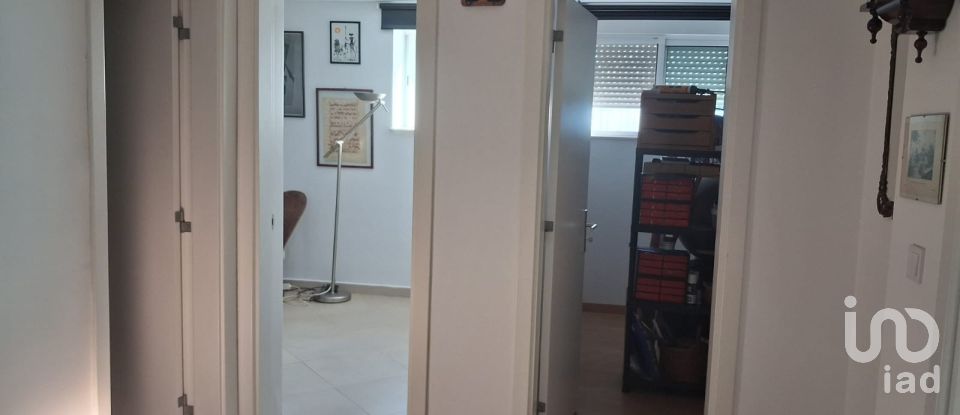 Apartamento T2 em Laranjeiro e Feijó de 72 m²