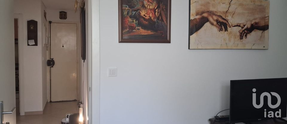 Apartamento T2 em Laranjeiro e Feijó de 72 m²