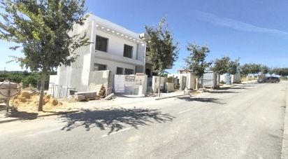 House T3 in Luz de Tavira e Santo Estêvão of 225 m²