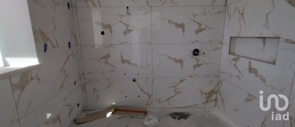 House T3 in Luz de Tavira e Santo Estêvão of 225 m²