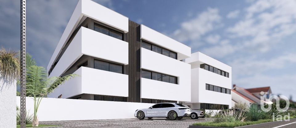 Apartment T3 in Palmeira de Faro e Curvos of 116 m²