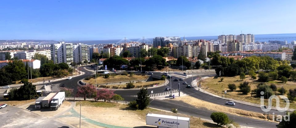 Apartment T3 in Marvila of 85 m²