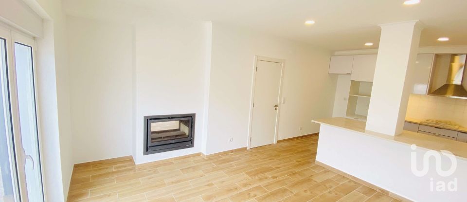 Moradia T2 em Ericeira de 214 m²