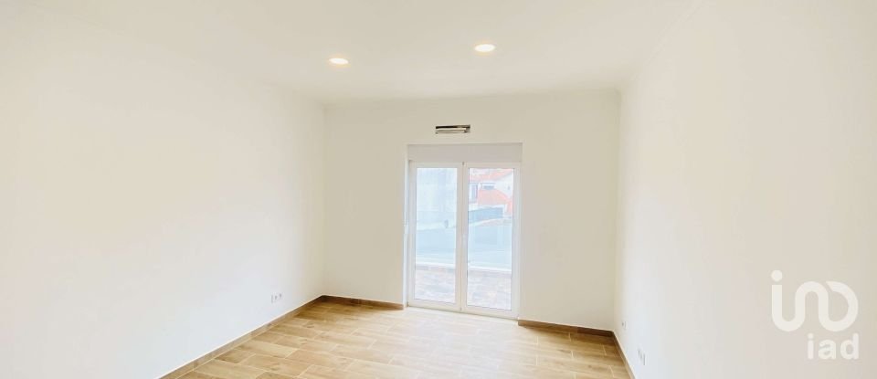 Moradia T2 em Ericeira de 214 m²