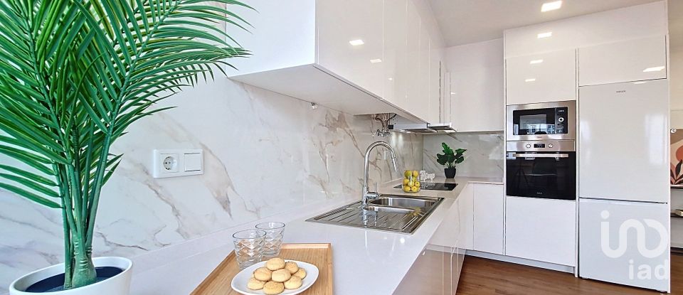 Apartamento T2 em A dos Cunhados e Maceira de 73 m²