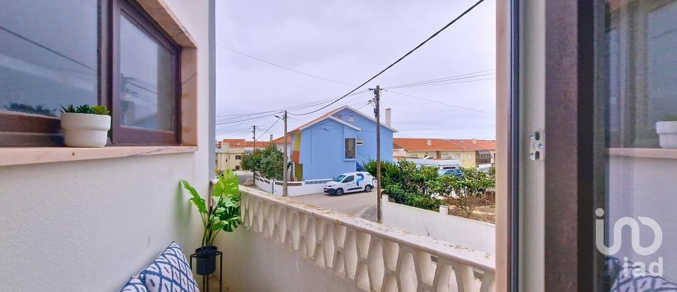 Apartamento T2 em A dos Cunhados e Maceira de 73 m²