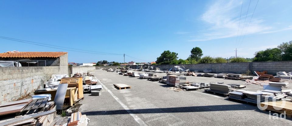 Pavilion T0 in Mira of 924 m²