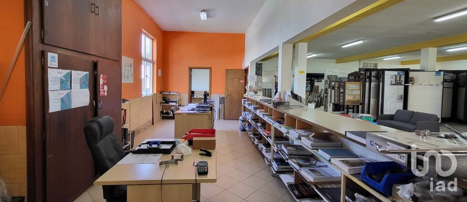 Pavilion T0 in Mira of 924 m²