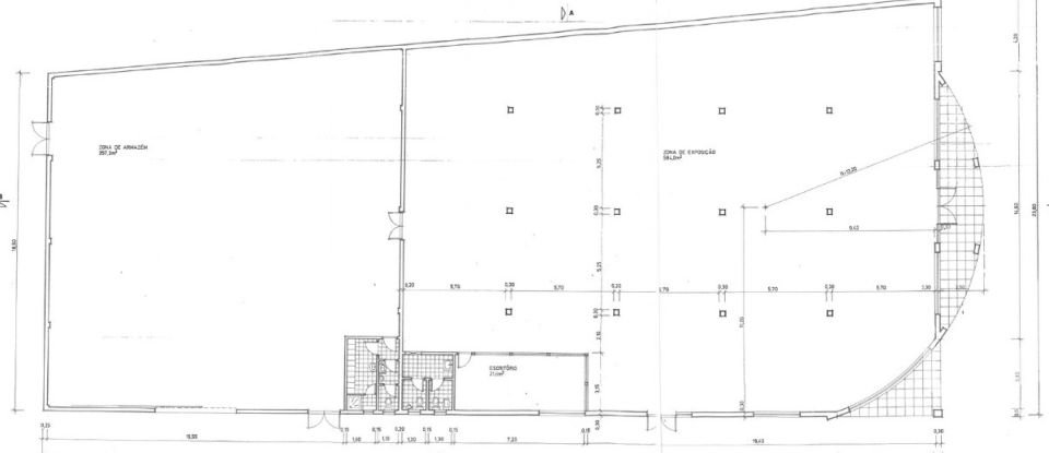 Pavilion T0 in Mira of 924 m²