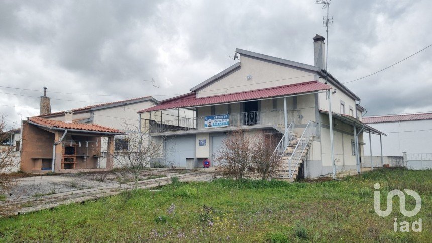 Moradia T4 em Malhada Sorda de 233 m²