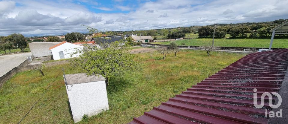 Moradia T4 em Malhada Sorda de 233 m²