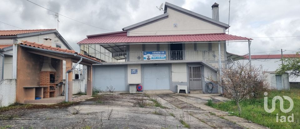 Moradia T4 em Malhada Sorda de 233 m²