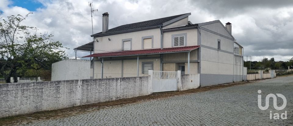 Moradia T4 em Malhada Sorda de 233 m²