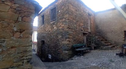 Maison rustique T0 à Campelo de 50 m²